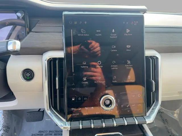 2025 GMC Acadia FWD Denali