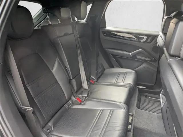 2023 Porsche Cayenne Cayenne