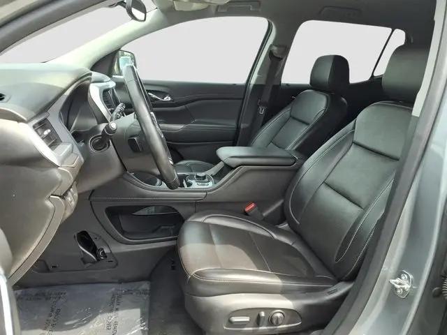 2023 GMC Acadia AWD SLT