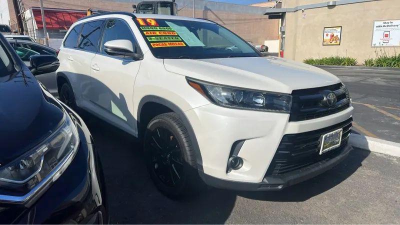 2019 Toyota Highlander SE for sale in South Gate, CA