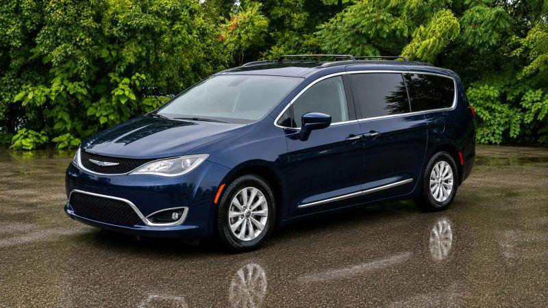2017 Chrysler Pacifica Touring-L for sale in Billerica, MA
