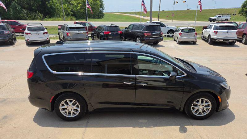 2017 Chrysler Pacifica Touring Plus