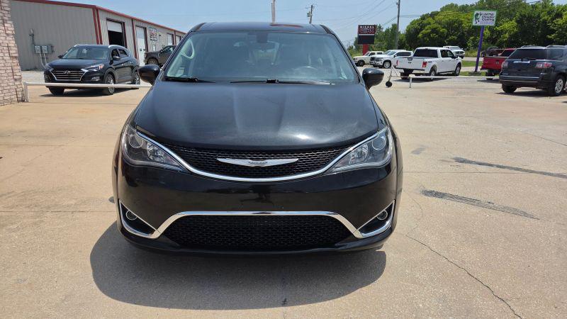 2017 Chrysler Pacifica Touring Plus