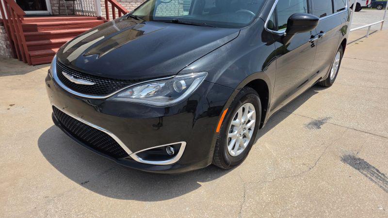 2017 Chrysler Pacifica Touring Plus