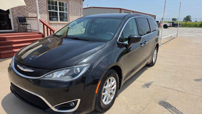 2017 Chrysler Pacifica Touring Plus