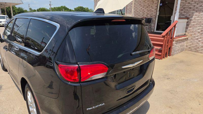 2017 Chrysler Pacifica Touring Plus