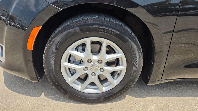 2017 Chrysler Pacifica Touring Plus