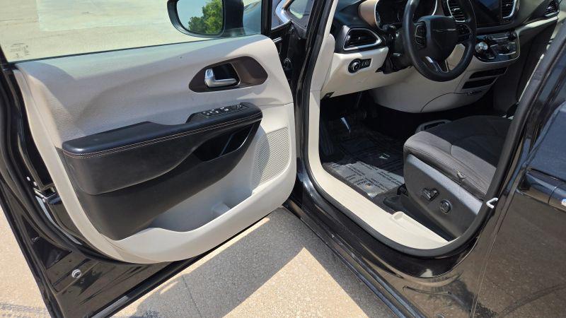 2017 Chrysler Pacifica Touring Plus