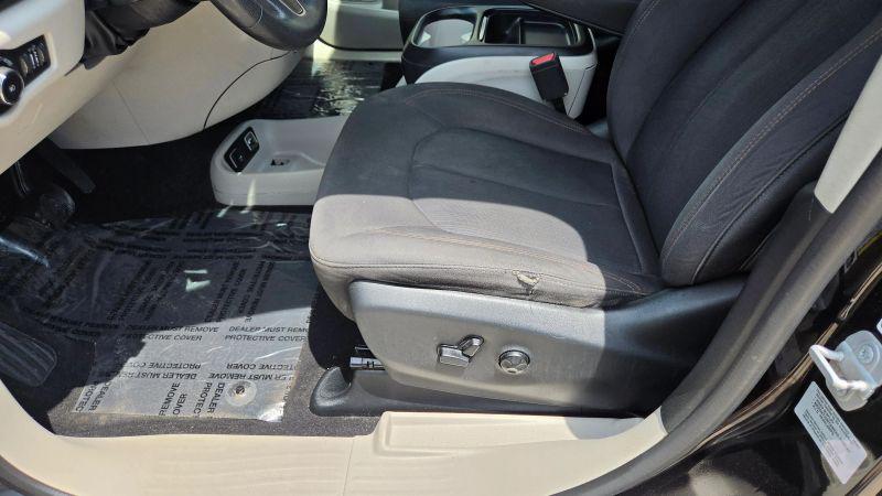 2017 Chrysler Pacifica Touring Plus