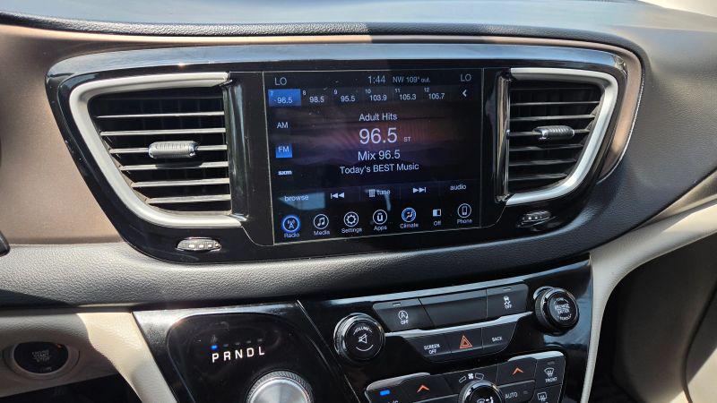 2017 Chrysler Pacifica Touring Plus