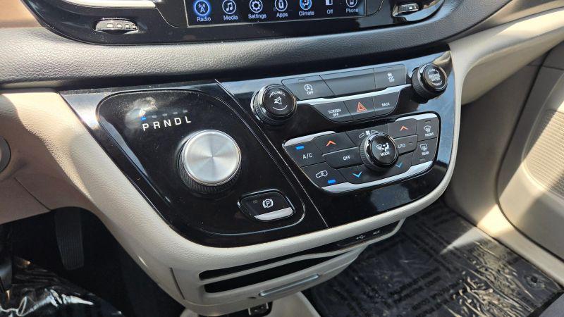 2017 Chrysler Pacifica Touring Plus