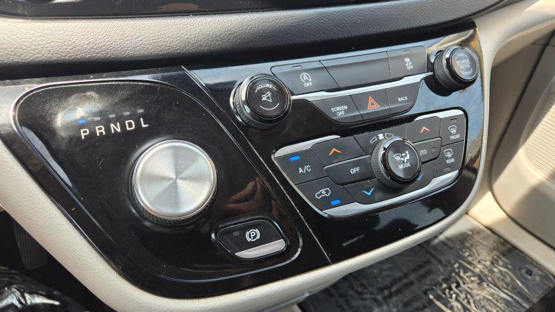 2017 Chrysler Pacifica Touring Plus