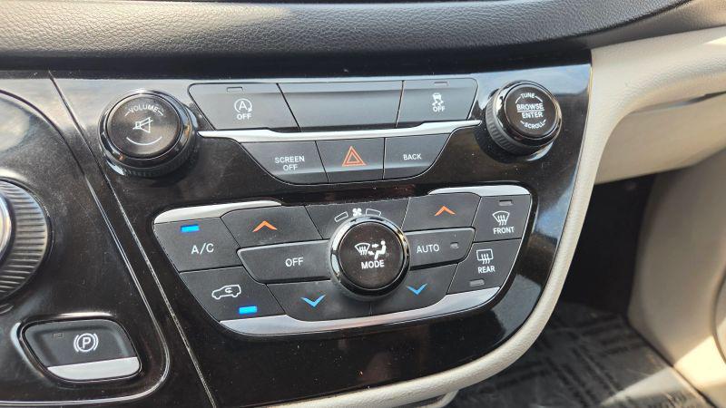 2017 Chrysler Pacifica Touring Plus