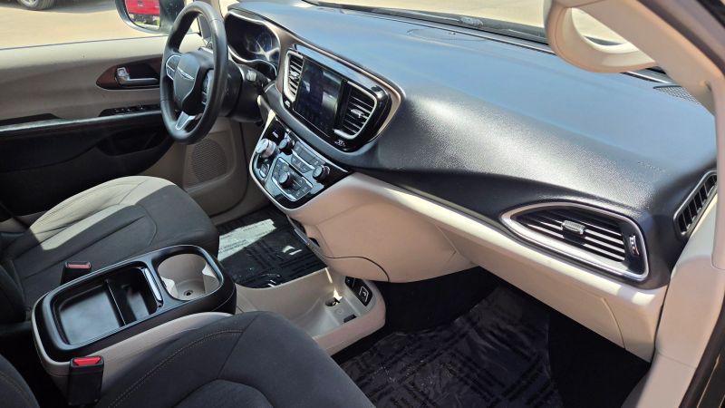 2017 Chrysler Pacifica Touring Plus