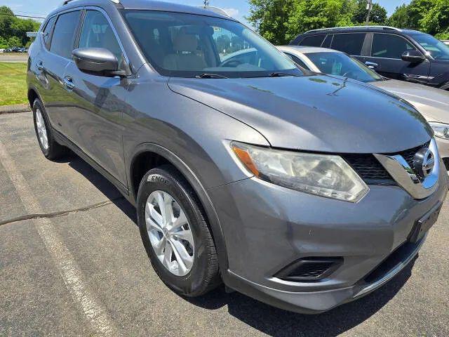 2016 Nissan Rogue SV for sale in East Windsor, CT
