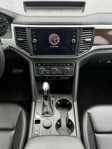 2021 Volkswagen Atlas 3.6L V6 SE w/Technology