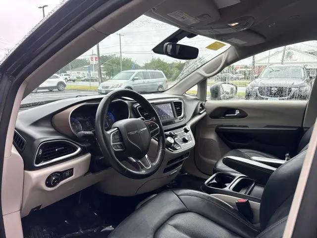 2019 Chrysler Pacifica Touring L
