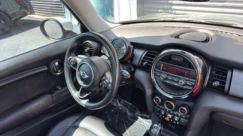 2015 MINI Hardtop Cooper