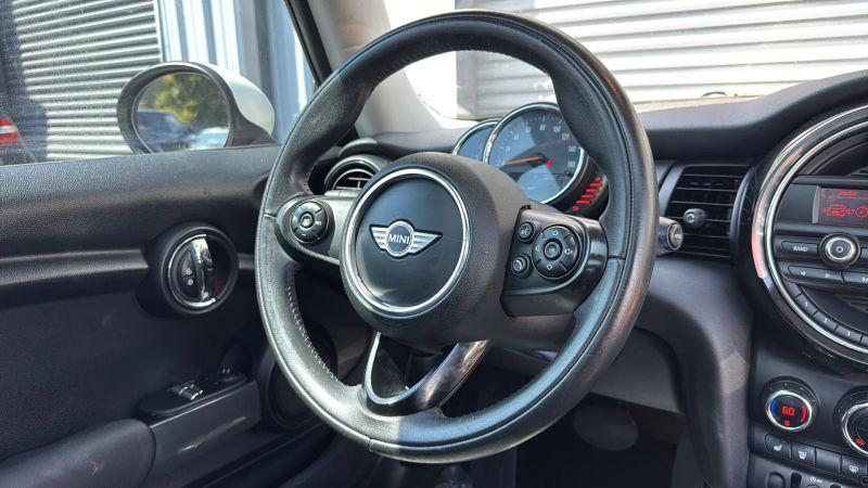 2015 MINI Hardtop Cooper