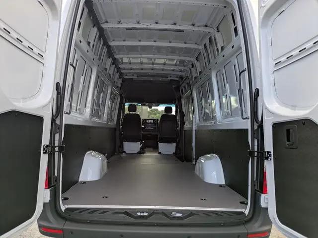 2026 Mercedes-Benz Sprinter 2500 High Roof 4-Cyl Diesel