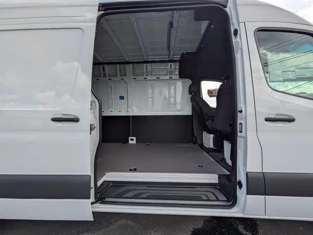 2026 Mercedes-Benz Sprinter 2500 High Roof 4-Cyl Diesel