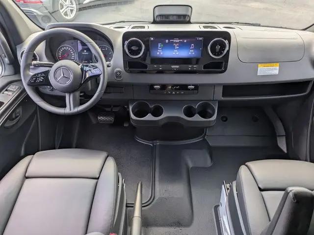 2026 Mercedes-Benz Sprinter 2500 High Roof 4-Cyl Diesel