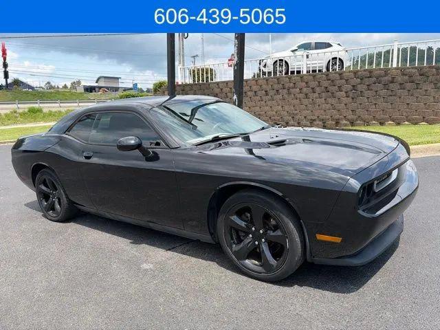 2014 Dodge Challenger SXT Plus