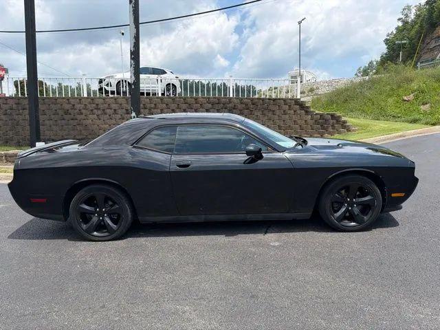 2014 Dodge Challenger SXT Plus