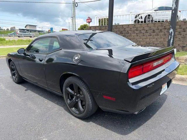 2014 Dodge Challenger SXT Plus
