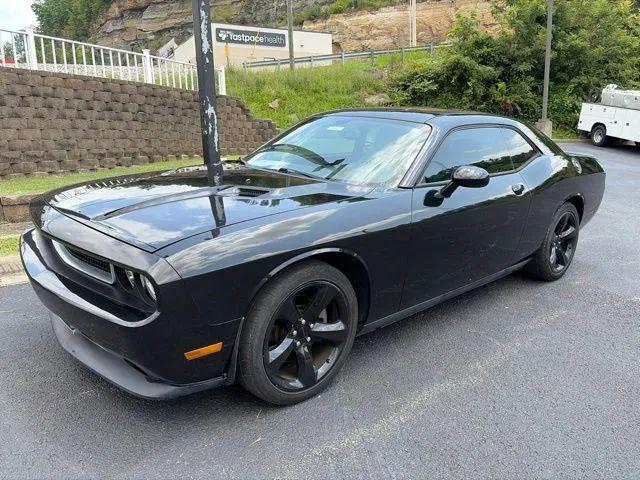 2014 Dodge Challenger SXT Plus