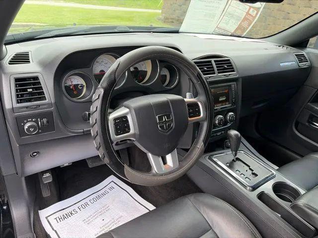2014 Dodge Challenger SXT Plus