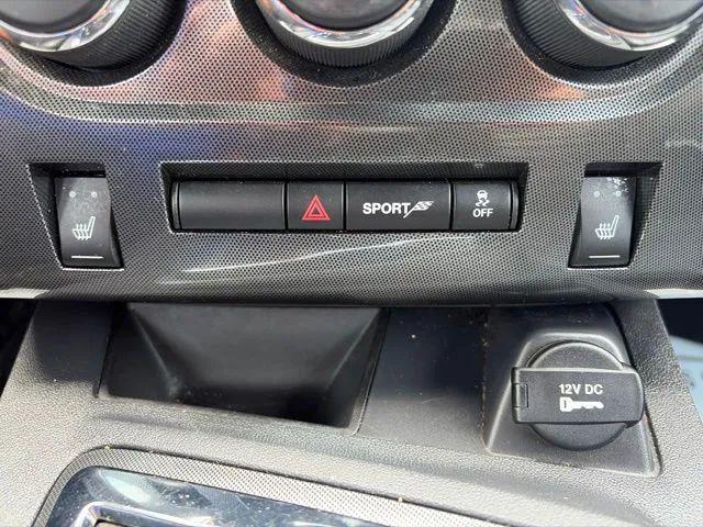 2014 Dodge Challenger SXT Plus