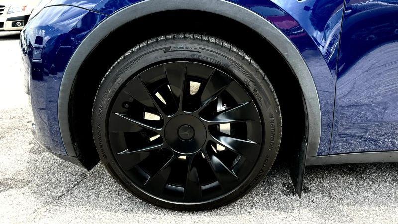 2021 Tesla Model Y Standard Range Rear-Wheel Drive