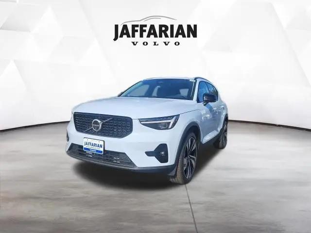 2026 Volvo XC40 Ultra, B5 AWD Gas mild hybrid, Dark for sale in Haverhill, MA