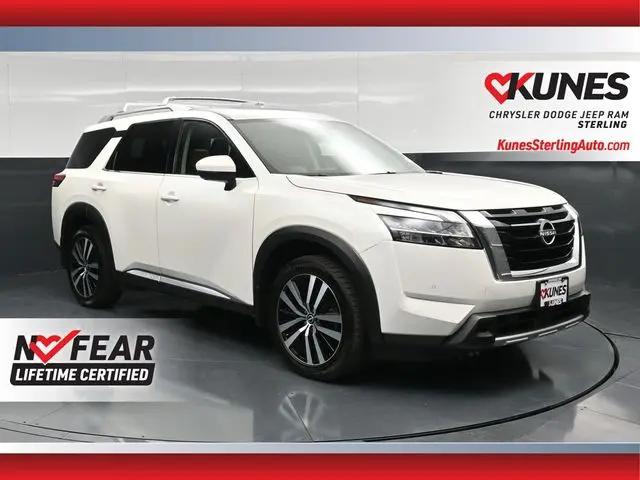 2024 Nissan Pathfinder Platinum 4WD for sale in Sterling, IL