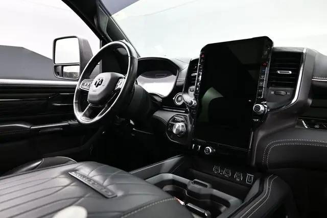 2025 Ram 1500 Limited Crew Cab 4x4 57 Box