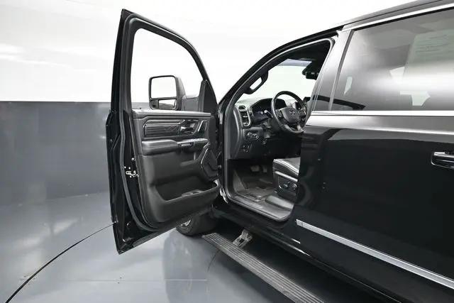 2025 Ram 1500 Limited Crew Cab 4x4 57 Box