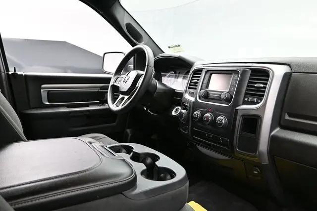 2024 Ram 1500 Classic Warlock Crew Cab 4x4 57 Box