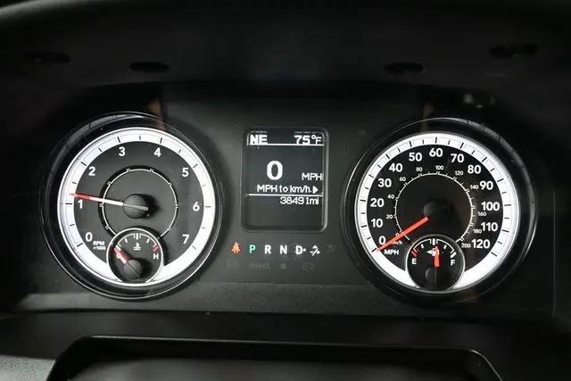 2024 Ram 1500 Classic Warlock Crew Cab 4x4 57 Box