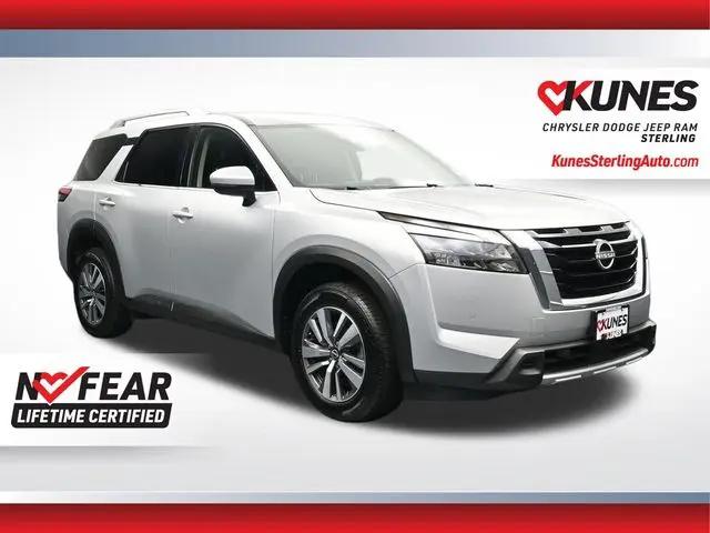 2025 Nissan Pathfinder SL FWD for sale in Sterling, IL