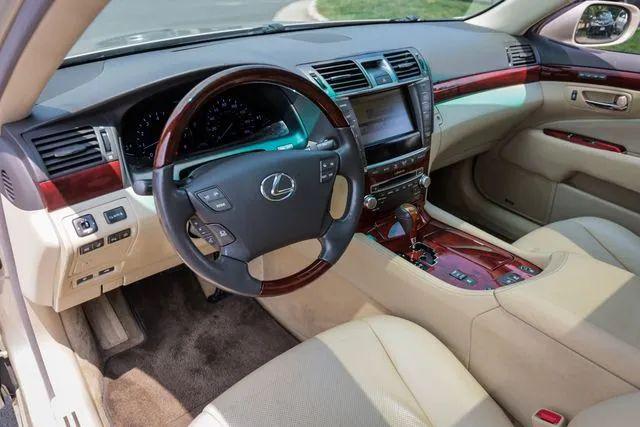 2010 Lexus LS 460 460