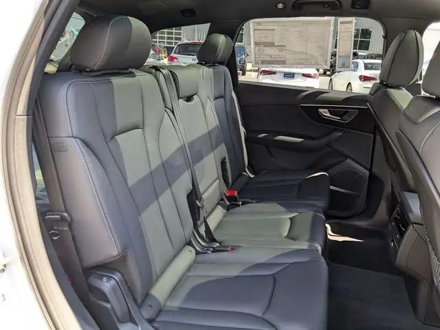 2026 Audi Q7 Premium 45 TFSI quattro tiptronic