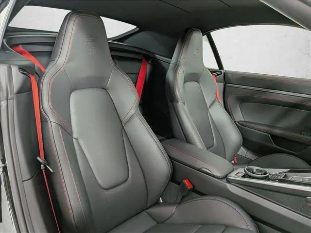 2026 Porsche 911 Carrera 4S