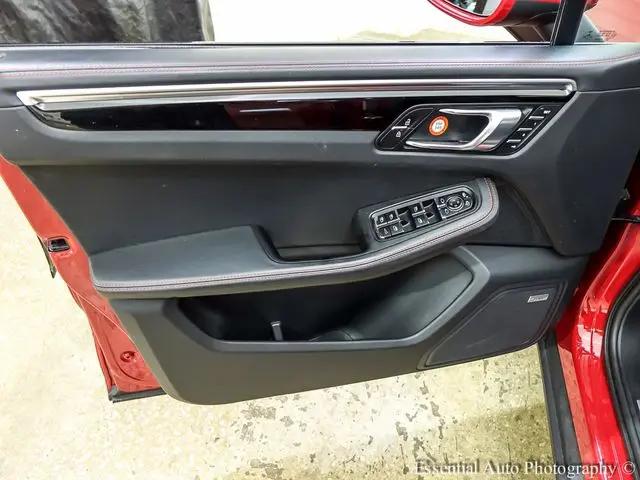 2021 Porsche Macan S