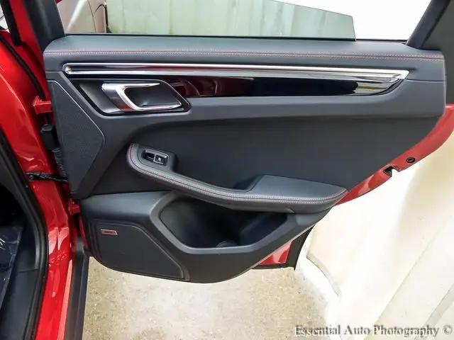2021 Porsche Macan S