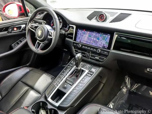 2021 Porsche Macan S