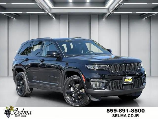 2025 Jeep Grand Cherokee Altitude X 4x4 for sale in Selma, CA