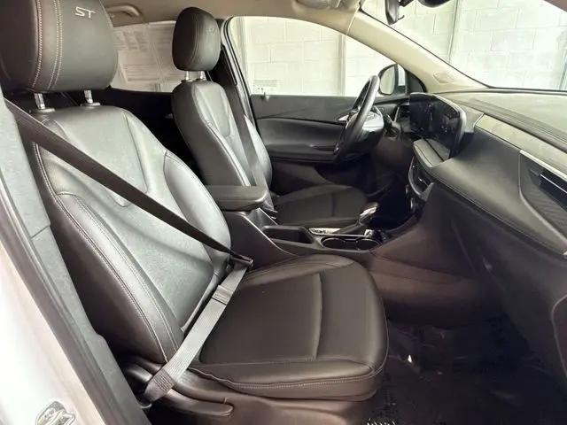 2024 Buick Encore GX Sport Touring FWD