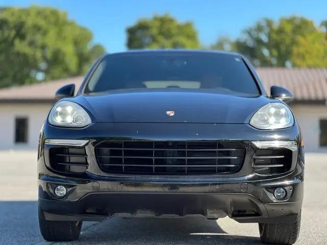 2016 Porsche Cayenne Cayenne