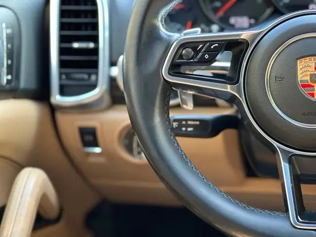 2016 Porsche Cayenne Cayenne